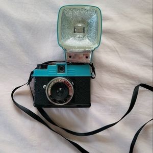 Diana mini 35mm film camera with removable flash